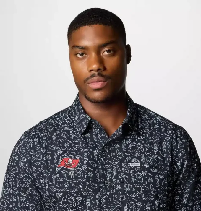 Men PFG Super Slack Tide™ Short Sleeve Shirt – Tampa Bay Buccaneers Men PFG Super Slack Tide™ Short Sleeve Shirt – Tampa Bay Buccaneers