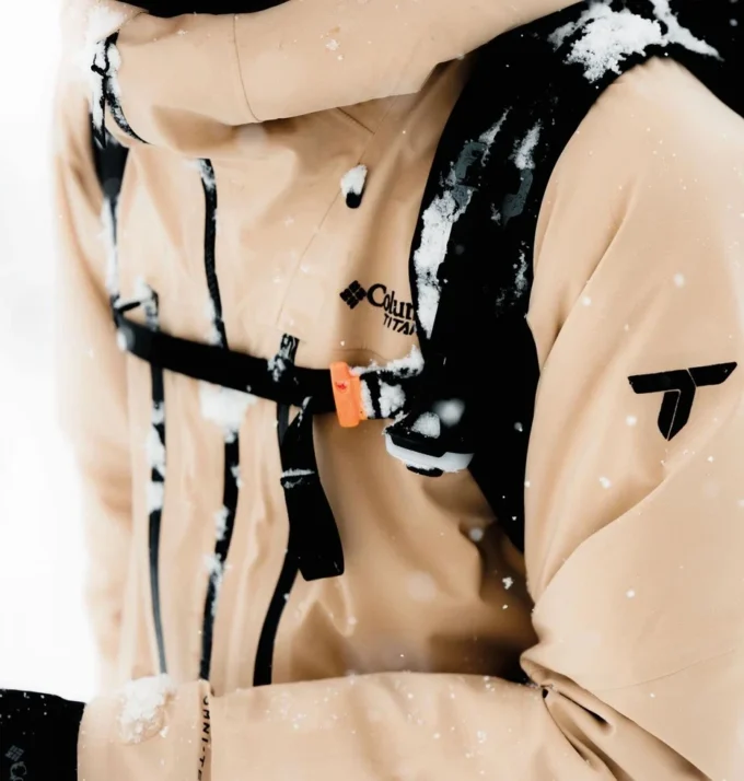 Men Platinum Peak™ II 3L Shell Jacket Men Platinum Peak™ II 3L Shell Jacket