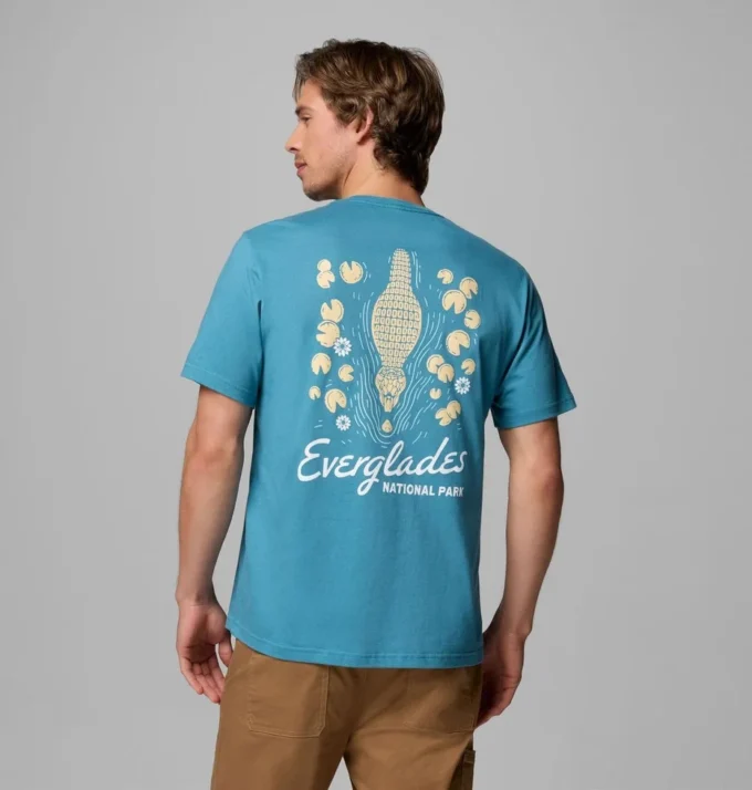 Men Submerged Graphic T-Shirt