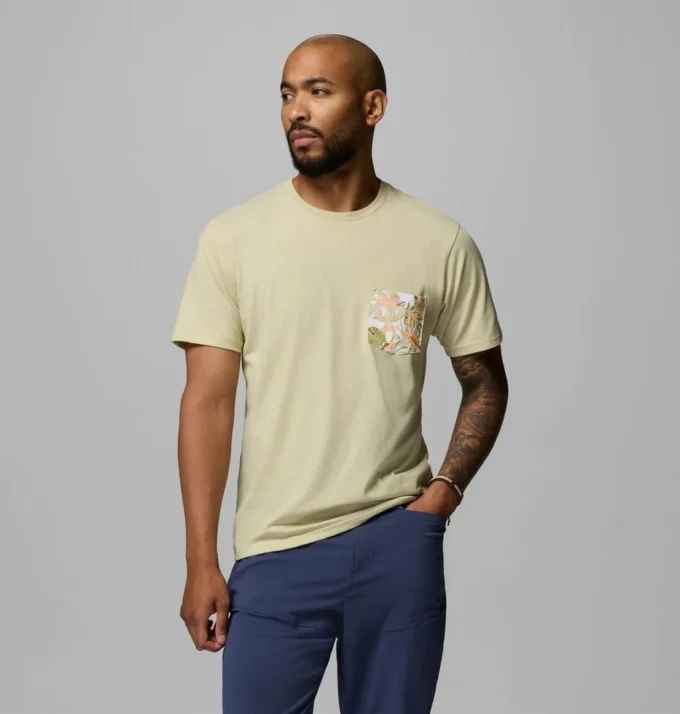 Men Wild Cast™ Short Sleeve Pocket T-Shirt