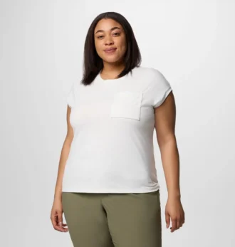 Women Boundless Trek™ T-Shirt – Plus Size