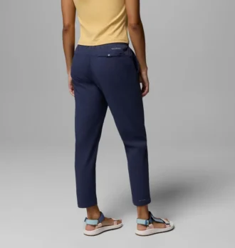 Women Cedar Crest™ Pants