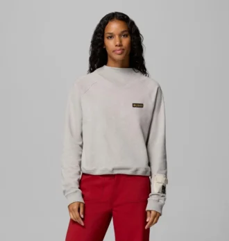Women High Cascades™ Crop French Terry Long Sleeve Shirt Women High Cascades™ Crop French Terry Long Sleeve Shirt