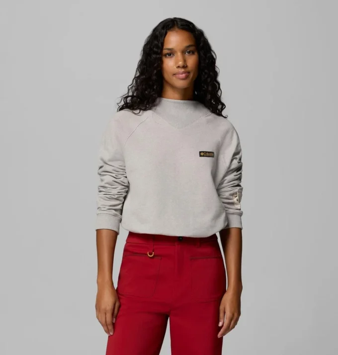 Women High Cascades™ Crop French Terry Long Sleeve Shirt Women High Cascades™ Crop French Terry Long Sleeve Shirt