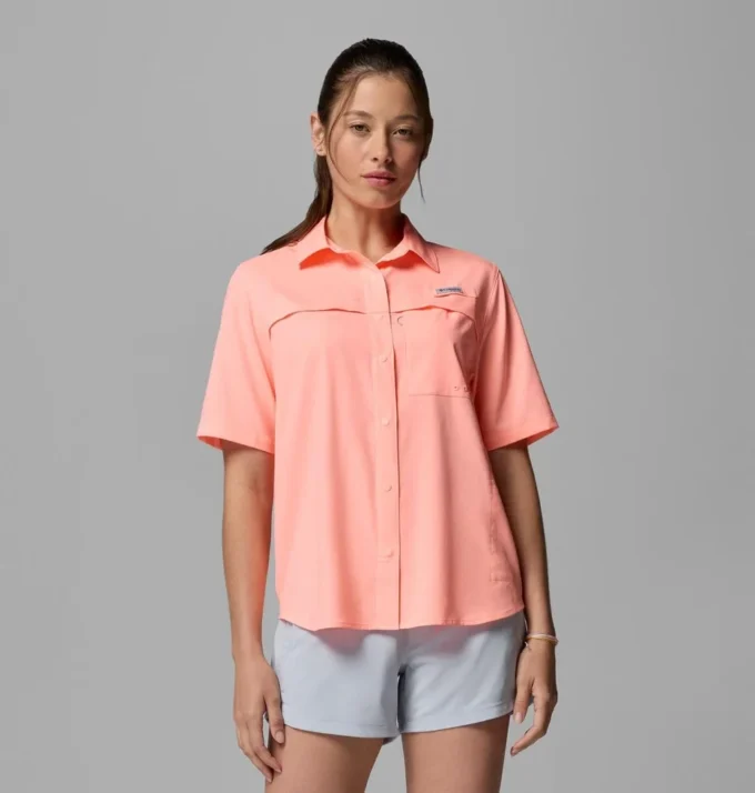 Women PFG Castback™ Woven Short Sleeve Shirt Women PFG Castback™ Woven Short Sleeve Shirt