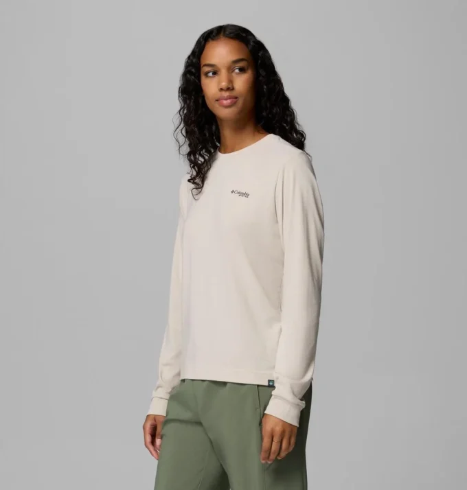 Women PFG Uncharted™ Graphic Long Sleeve T-Shirt Women PFG Uncharted™ Graphic Long Sleeve T-Shirt