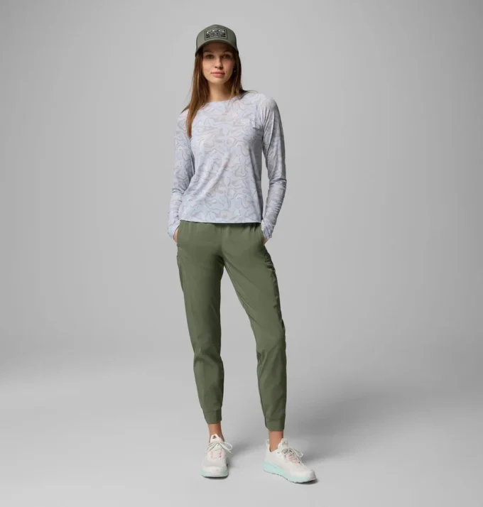 Women PFG Uncharted™ Pull-On Pants Women PFG Uncharted™ Pull-On Pants