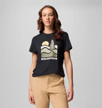 Women Ruby Springs™ Graphic Fitted Short Sleeve Shirt