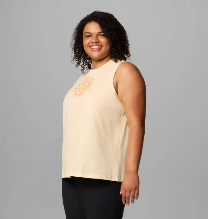 Women Ruby Springs™ Graphic Tank – Plus Size
